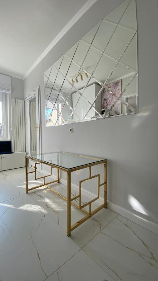 Glamour Apartment Przy Plazy, Z Parkingiem Prywatnym Sopot Luaran gambar